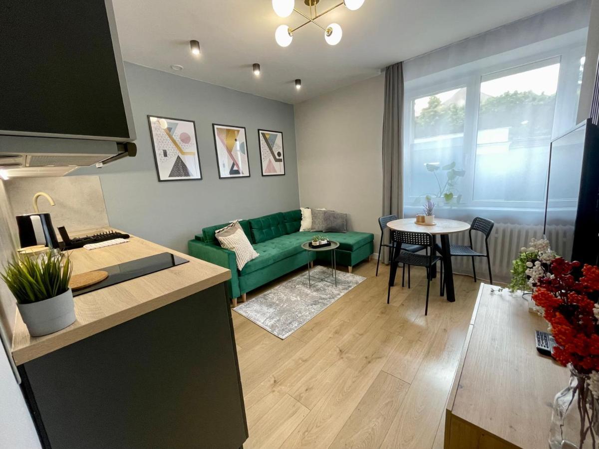 Przytulny Apartament Niedaleko Dworca Pkp ラドム エクステリア 写真